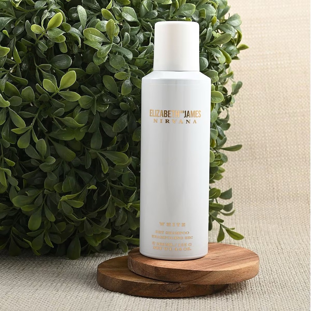 Elizabeth and James Nirvana White Dry Shampoo 4.4 oz full size